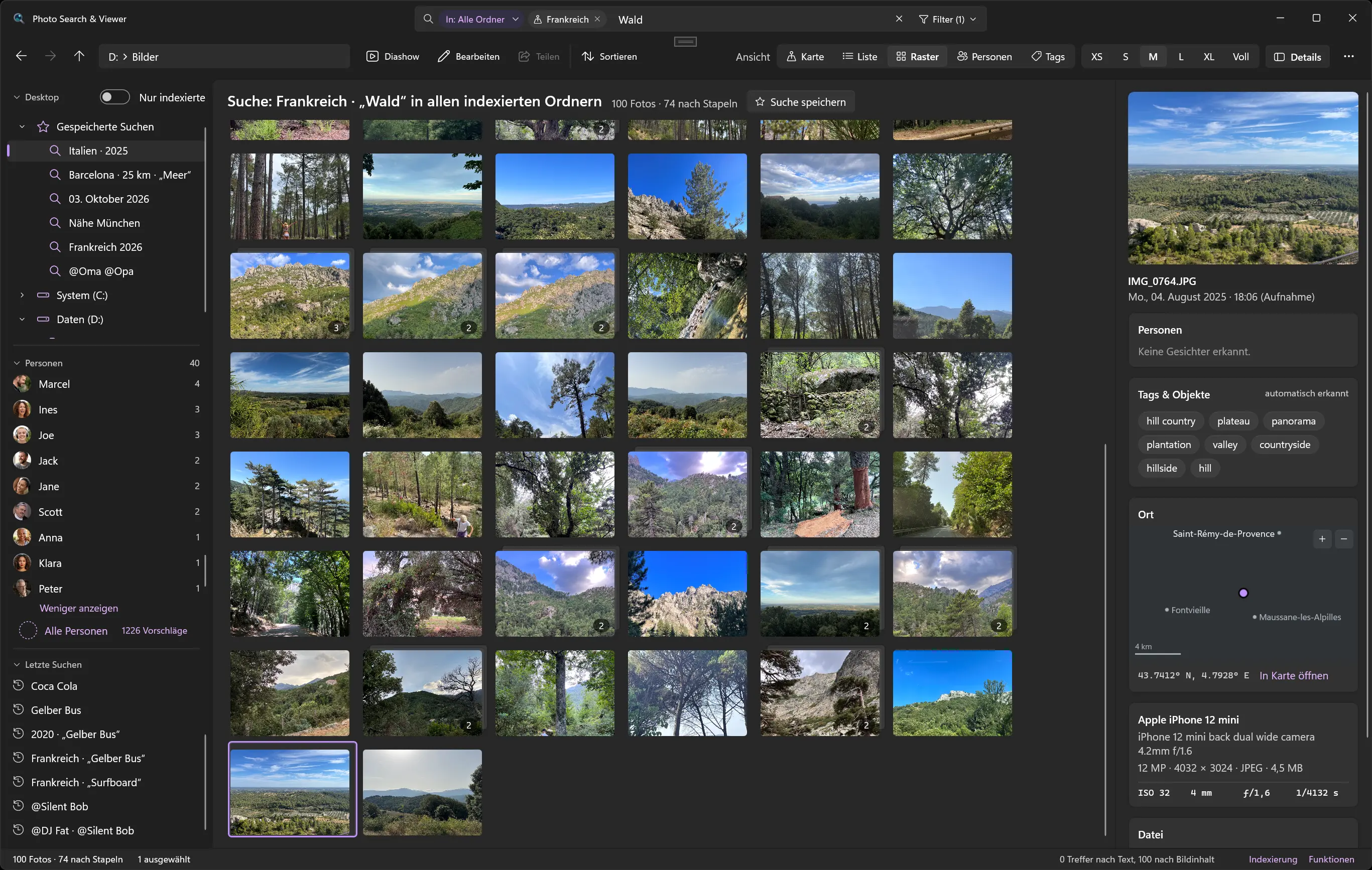 Photo Search & Viewer grid view